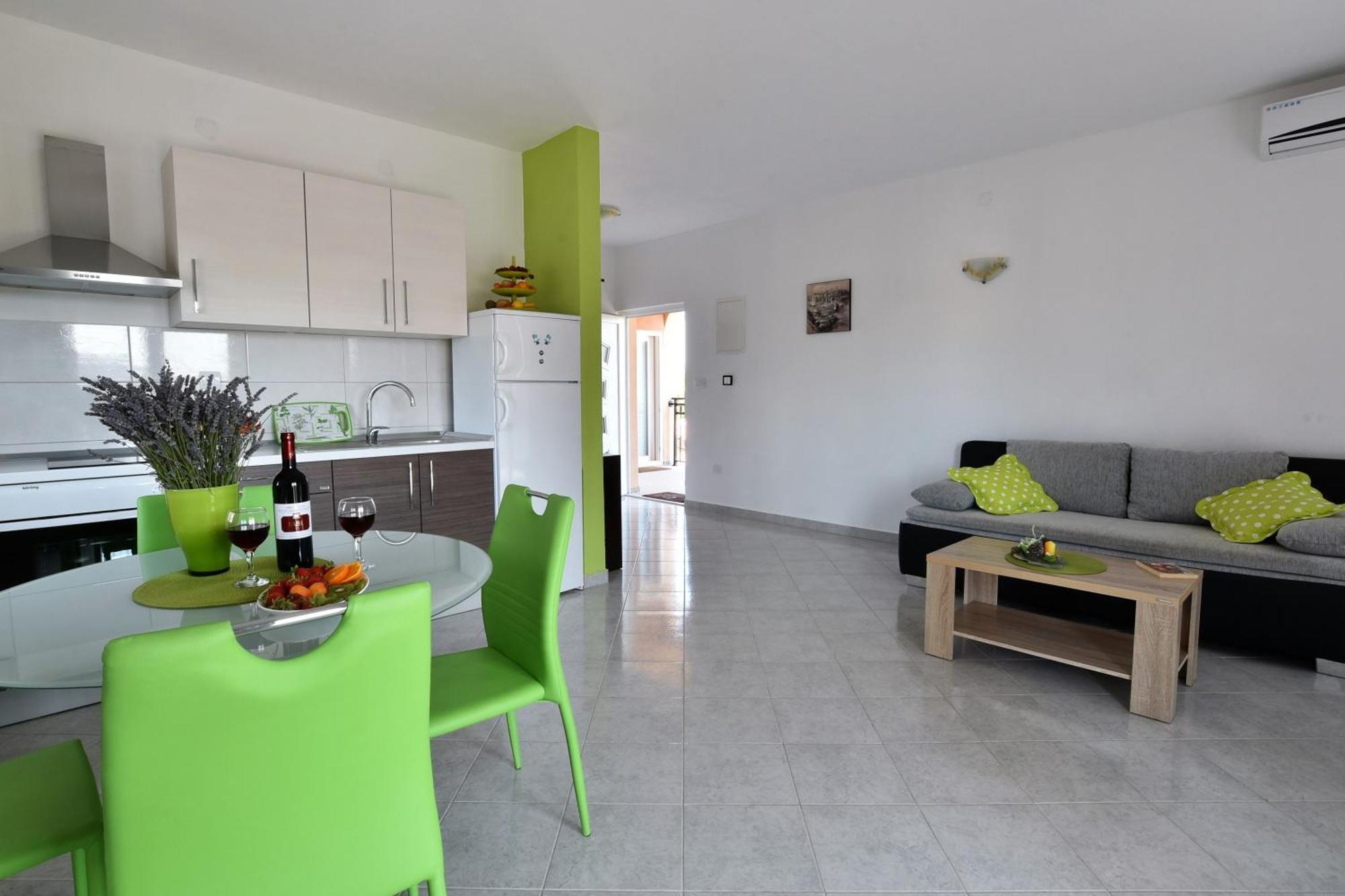 Apartmani Natasa Nino Jezera, Murter 客房 照片