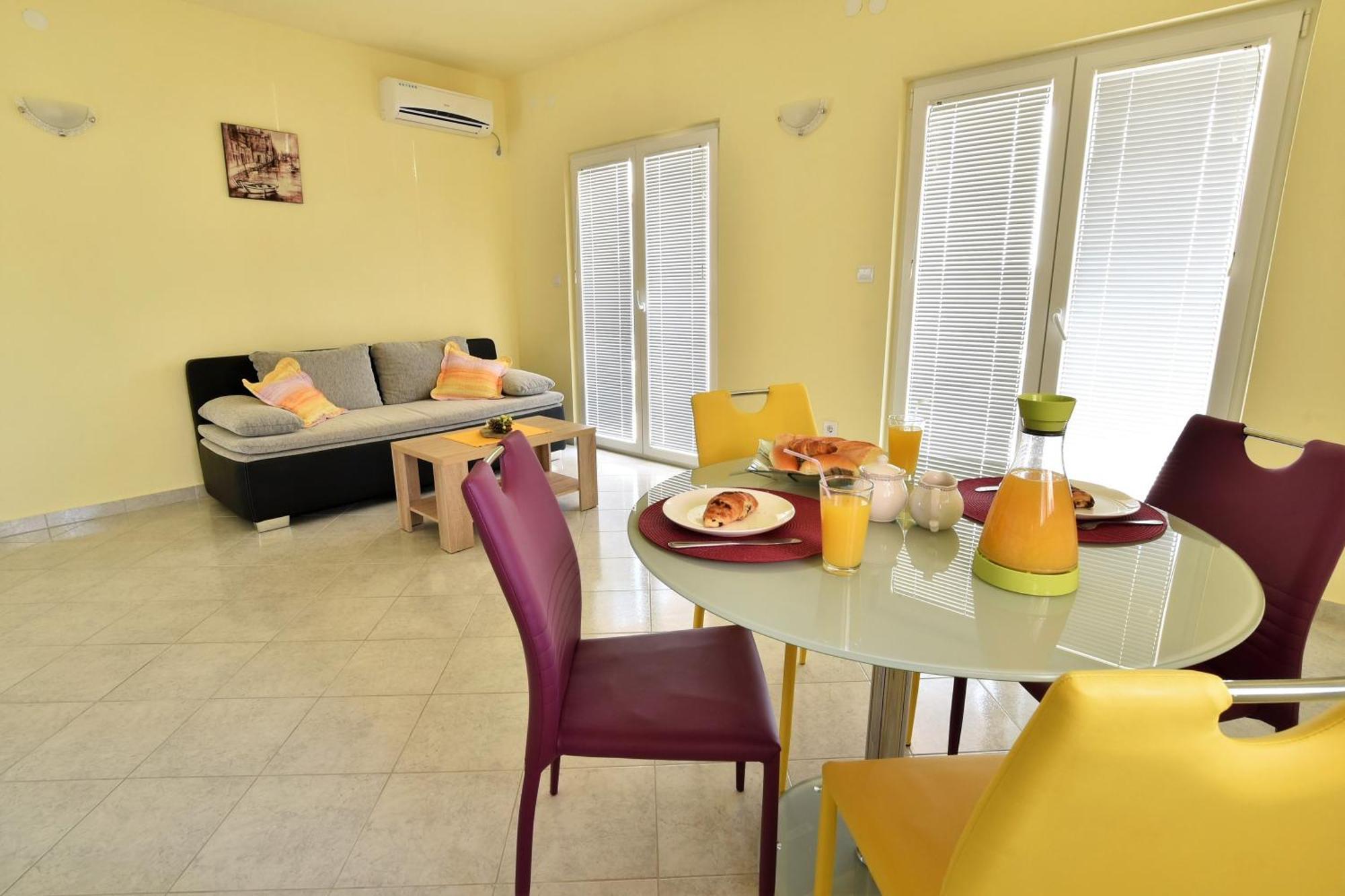 Apartmani Natasa Nino Jezera, Murter 客房 照片